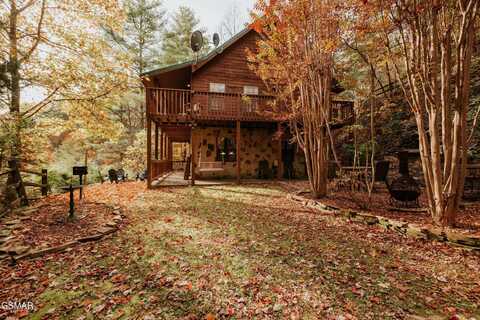 1730 Red Fox Ridge Way, Sevierville, TN 37862