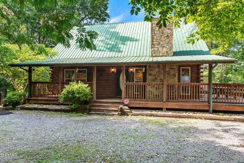 531 Gatlin Drive, Gatlinburg, TN 37738