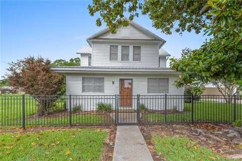 327 Arthur Avenue, Lake Arthur, LA 70549