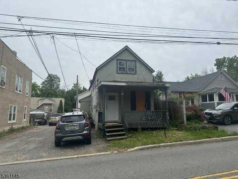 52 High St, Franklin, NJ 07416