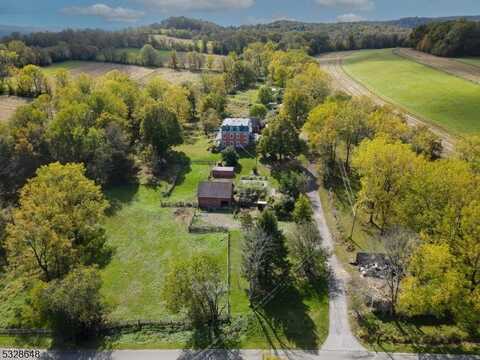 17 Havens Rd, Wantage, NJ 07461