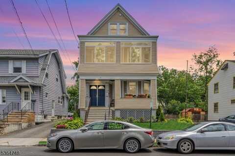 10 Vermont St, Maplewood, NJ 07040