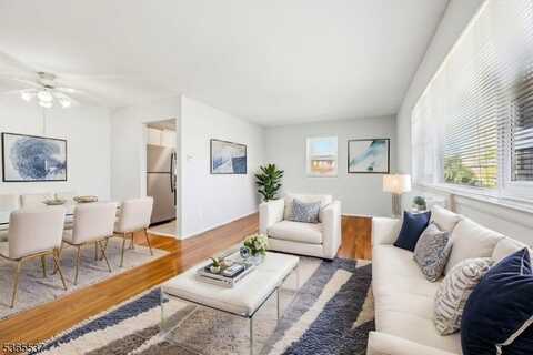 38-02 Dobrin Ct, Fair Lawn, NJ 07410