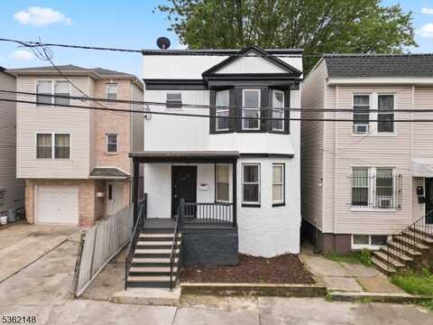 47 Tichenor Ter, Irvington, NJ 07111