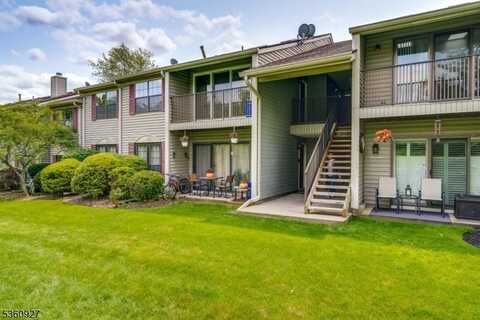 23 Taylor Dr, Franklin, NJ 08823