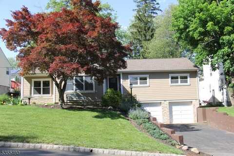 24 Gerdes Ave, Verona, NJ 07044