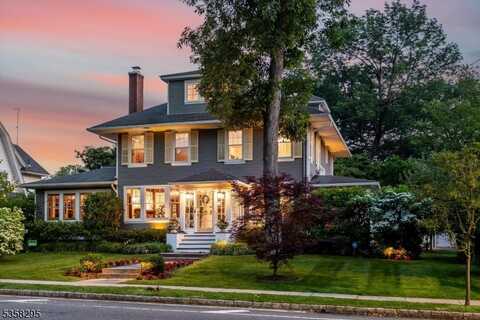 713-717 Prospect St, Maplewood, NJ 07040