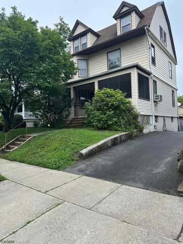 19 High St, Glen Ridge, NJ 07028