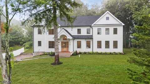 338 Old Short Hills Rd, Millburn, NJ 07078