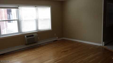 195 N Beverwyck Rd, Whippany, NJ 07034