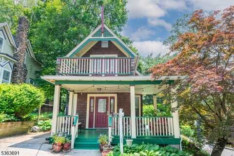 26 Sommerfield Ave, Whippany, NJ 07878