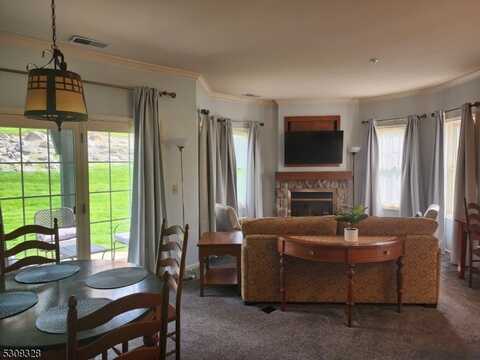 2-14 Maple Cres, Vernon, NJ 07462