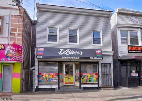 621 Grove St, Irvington, NJ 07111