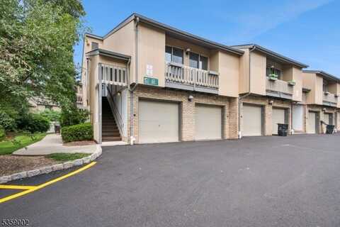 4 Hart Dr, West Orange, NJ 07052