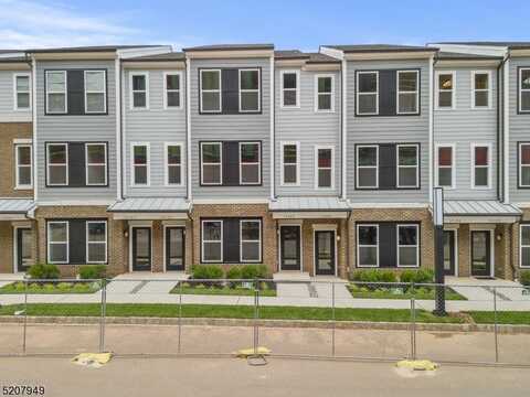 8 Jessica Ln, Union, NJ 07083