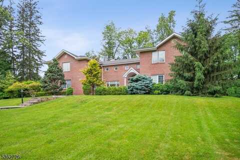 61 Joanna Way, Millburn, NJ 07078