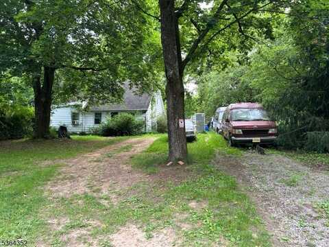 45 Half Way House Road, Franklin, NJ 07882