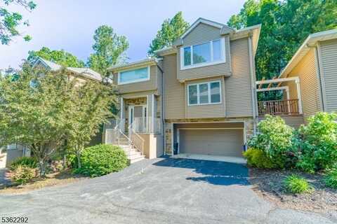 260 Clarken Dr, West Orange, NJ 07052
