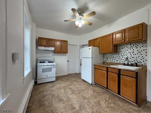 253 Palisade Ave, Garfield, NJ 07026