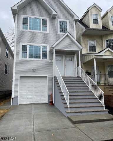 142 N 15Th St, East Orange, NJ 07017