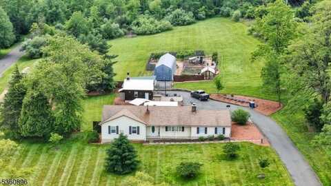 16 Hogback Rd, Franklin, NJ 08867