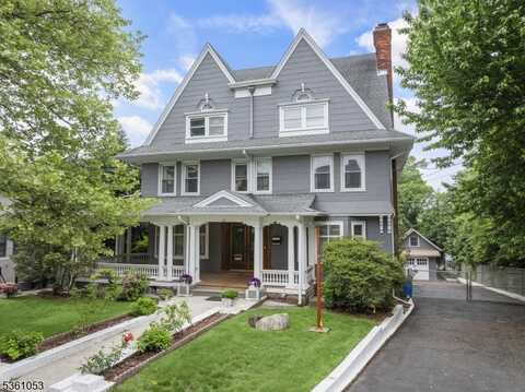 119 High St, Passaic, NJ 07055
