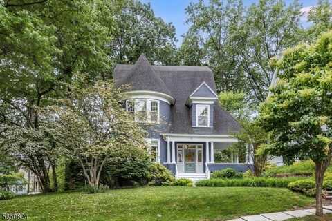 12 Winsor Pl, Glen Ridge, NJ 07028
