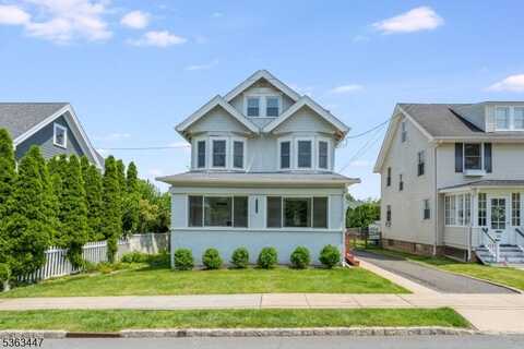 28 N Hillside Ave, Chatham, NJ 07928