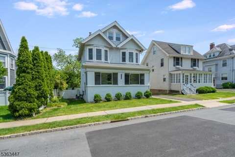 28 N Hillside Ave, Chatham, NJ 07928