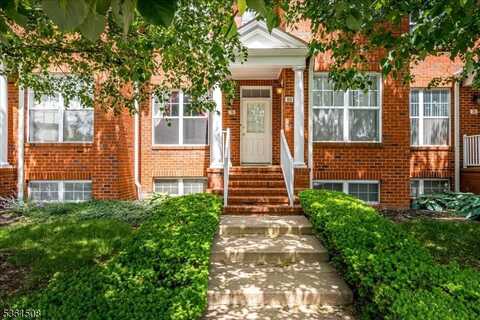 78 Central Ave, Metuchen, NJ 08840