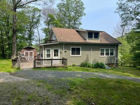 665 Macopin Rd, West Milford, NJ 07480