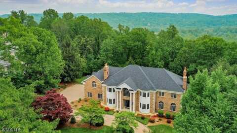 24 Glenview Dr, Warren, NJ 07059