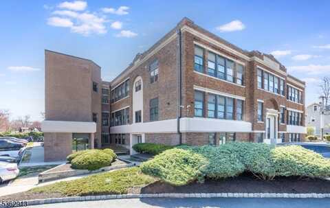 124 E Main St, Denville, NJ 07834