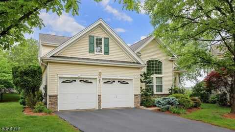 37 Hancock Pl, Franklin, NJ 08873
