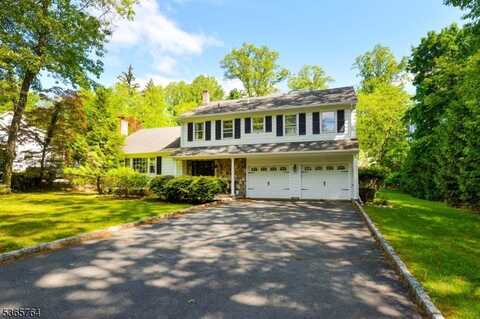 582 Eder Ave, Wyckoff, NJ 07481