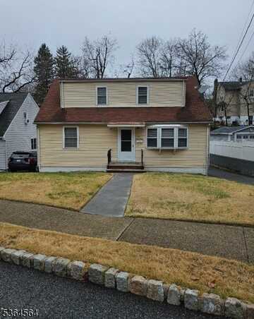 26 Westview Rd, Verona, NJ 07044