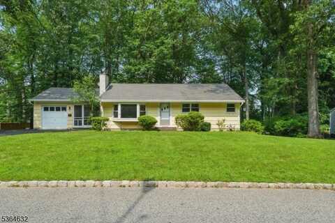 89 Fieldcrest Rd, Whippany, NJ 07054