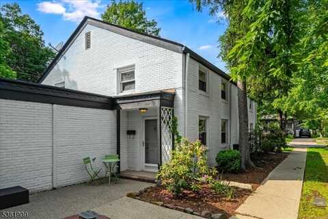 6 Jerome Pl, Montclair, NJ 07043