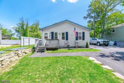 38 Paterson Rd, West Milford, NJ 07421