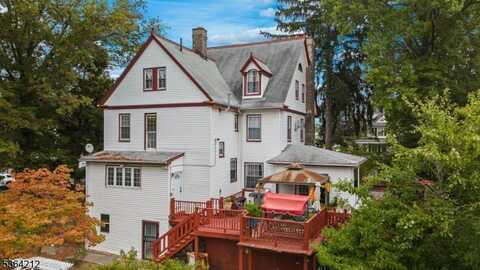 129 S Munn Ave, East Orange, NJ 07018