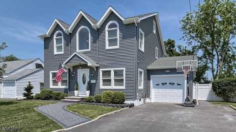44 Franklin Ave, Pequannock, NJ 07444