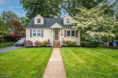 61 Thomas St, Metuchen, NJ 08840