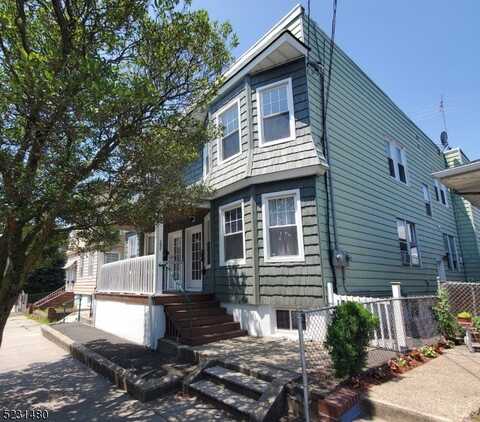 297 Chestnut St, Kearny, NJ 07032