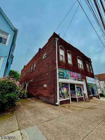 219-221 Haledon Ave, Paterson, NJ 07522
