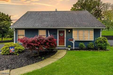 51 Sunrise Ter, Cedar Grove, NJ 07009