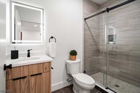 310 W Jersey St, Elizabeth, NJ 07202