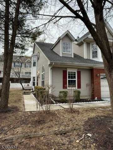 88 Sapphire Ln, Franklin, NJ 08823