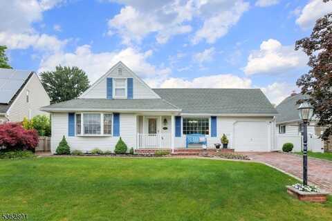 223 East Ln, Clark, NJ 07066