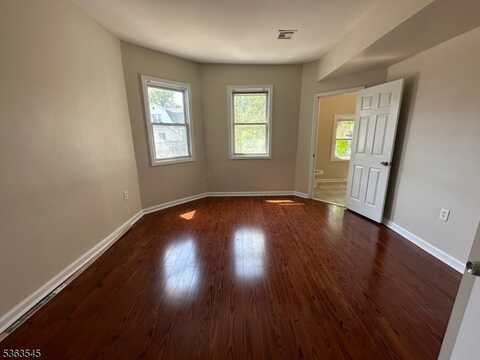 195 N 11Th St, Newark, NJ 07107