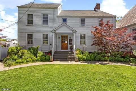 17 Valley Rd, Montclair, NJ 07042